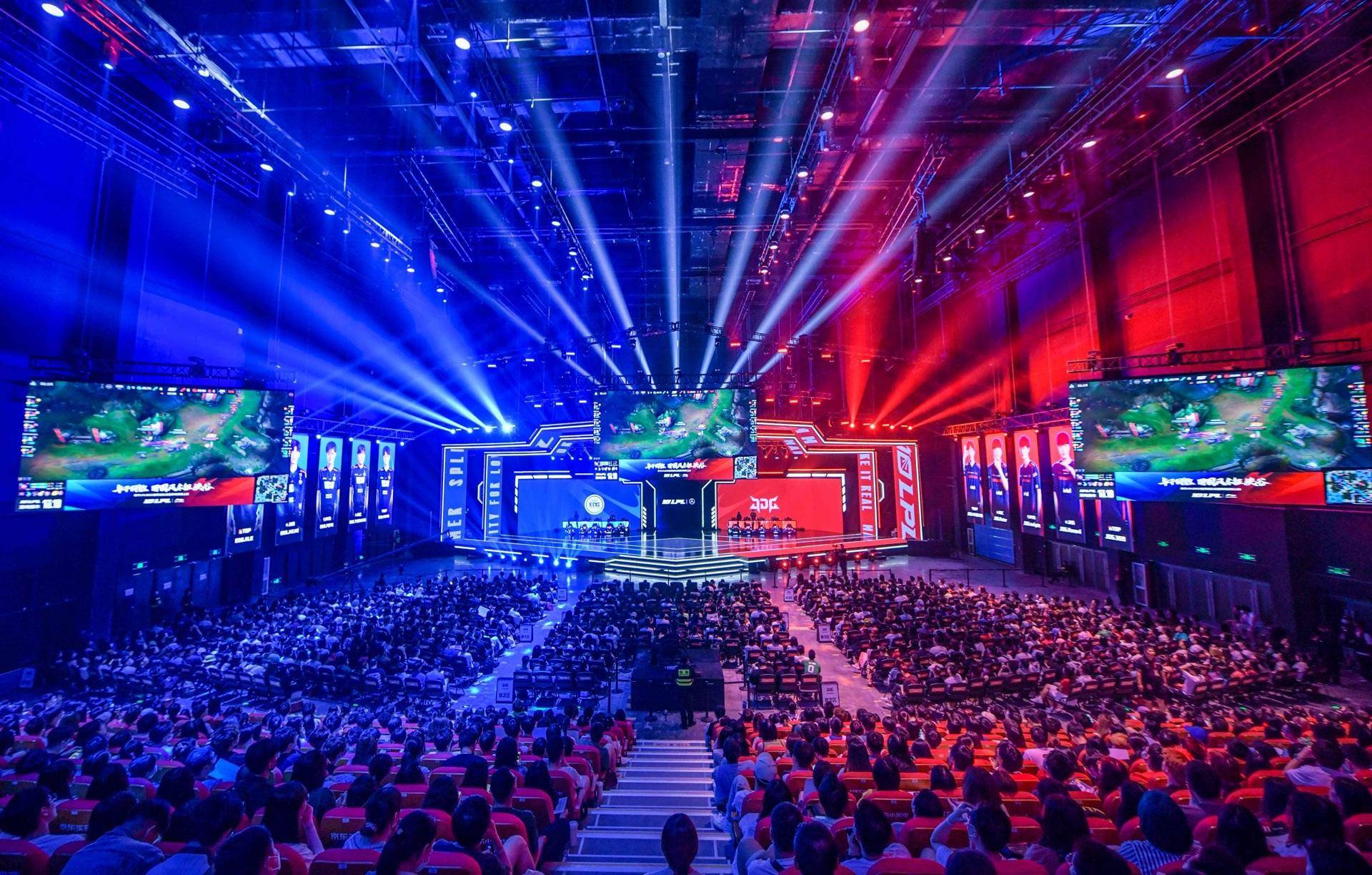 职业级别的 职业级别的