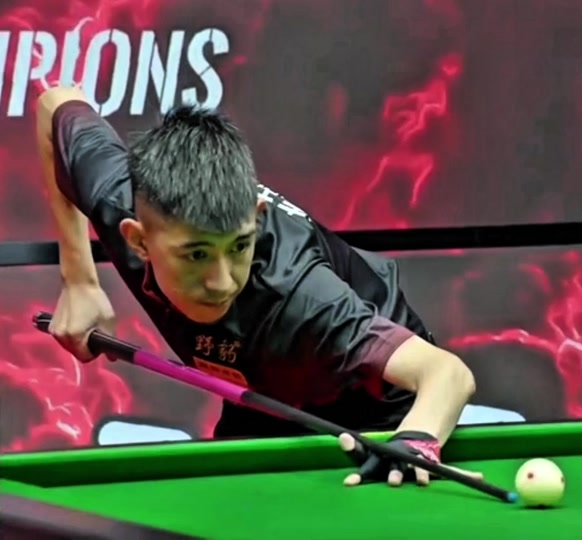 技战术突显 技战术突显