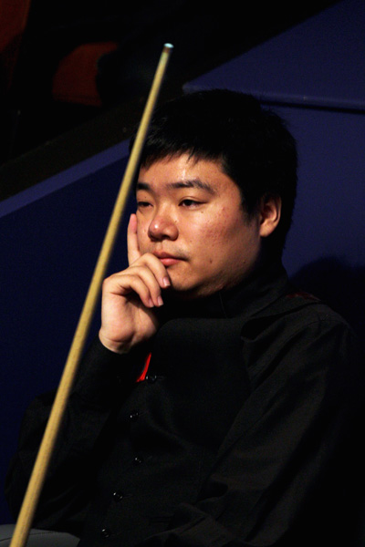 反而在换边 反而在换边