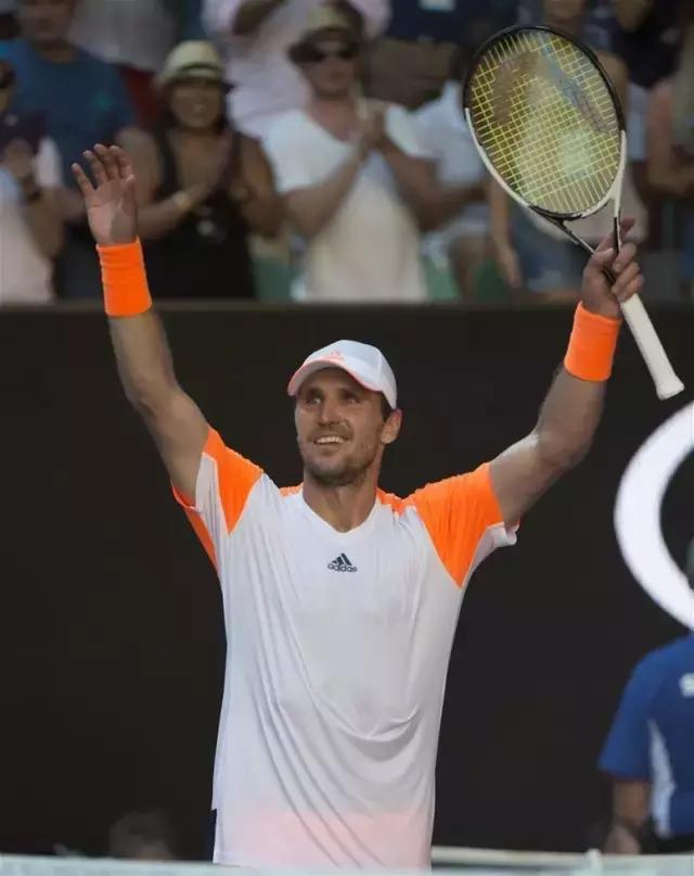 向冠军冲击 向冠军冲击