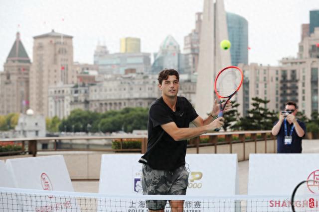 火箭的主教 火箭的主教