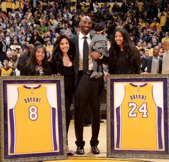 成为全场瞩 成为全场瞩